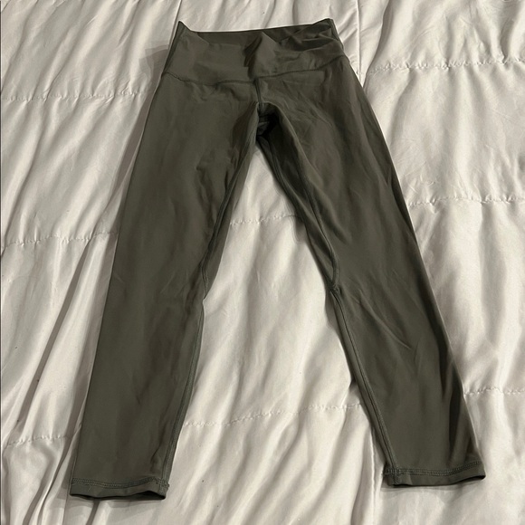 Lululemon Olive Green Leggings Size 2 - Picture 1 of 3